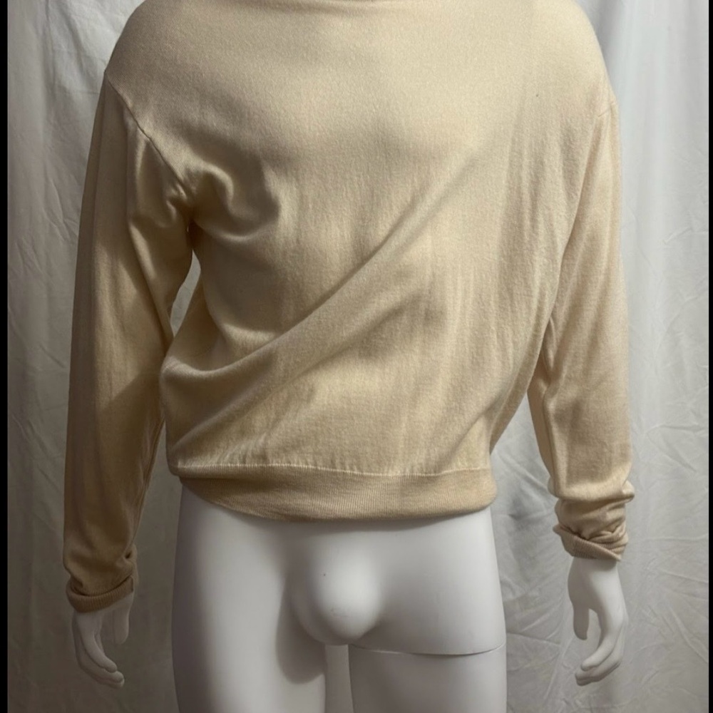 Pronto Uomo Women's Cream Crew Neck Sweater